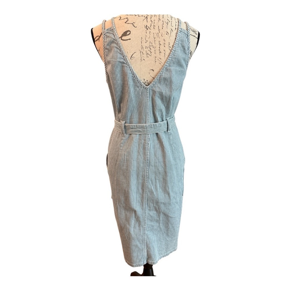 OAT dress, jumper style, spaghetti straps , belted, sheath cut. M, denim stripe - Picture 5 of 9